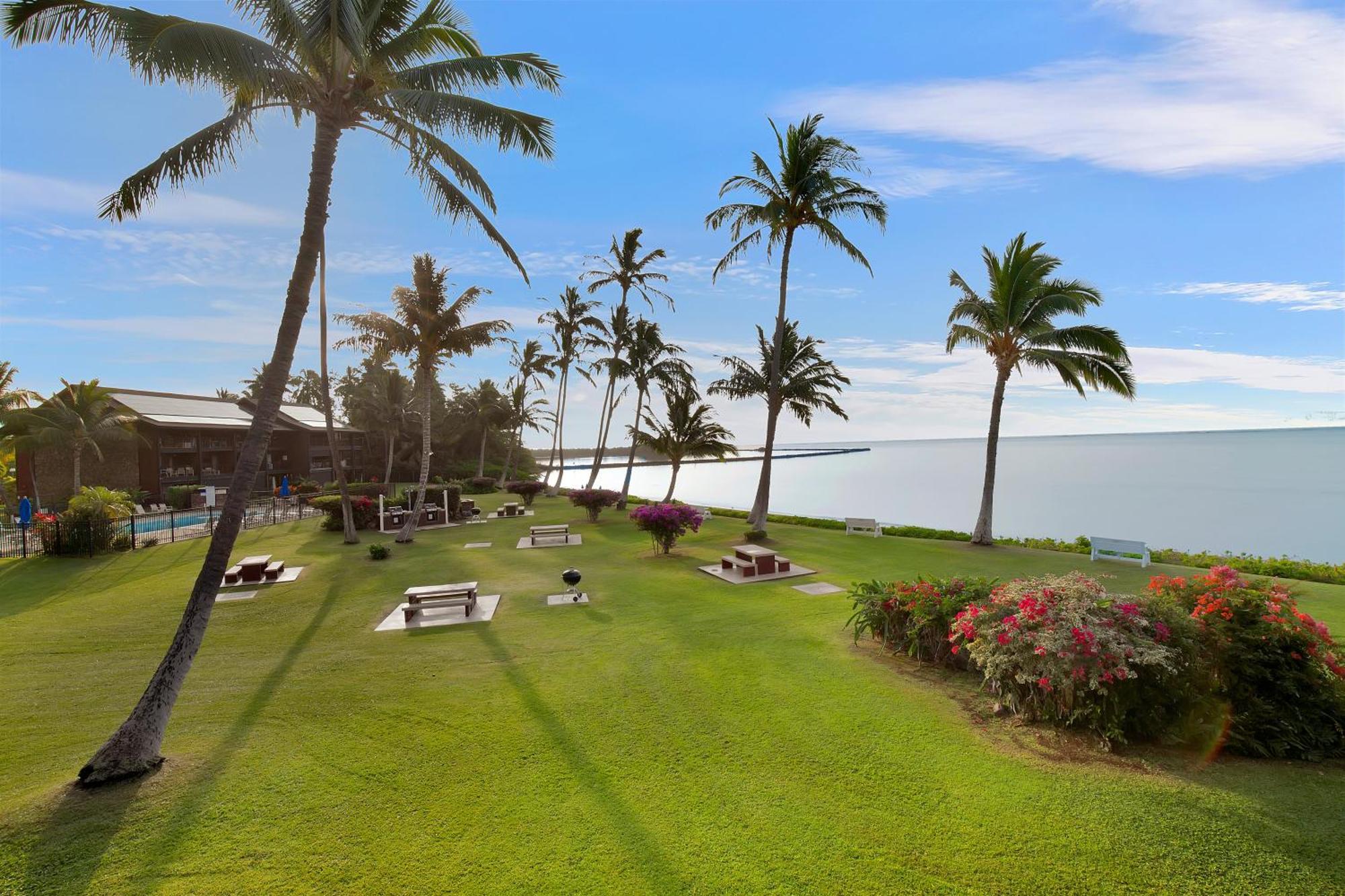 Castle At Moloka'I Shores Kaunakakai Extérieur photo